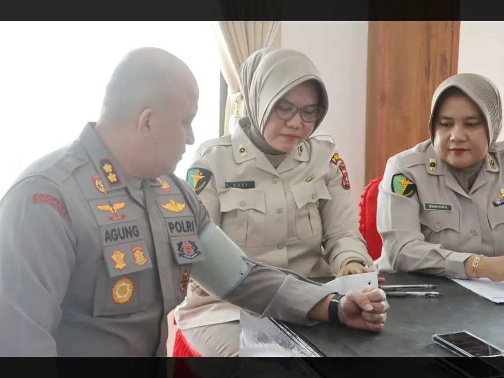 Personil Polres Solok Jalani Pemerikasaan Kesehatan Berkala